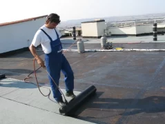 خدمات عزل الاسطح